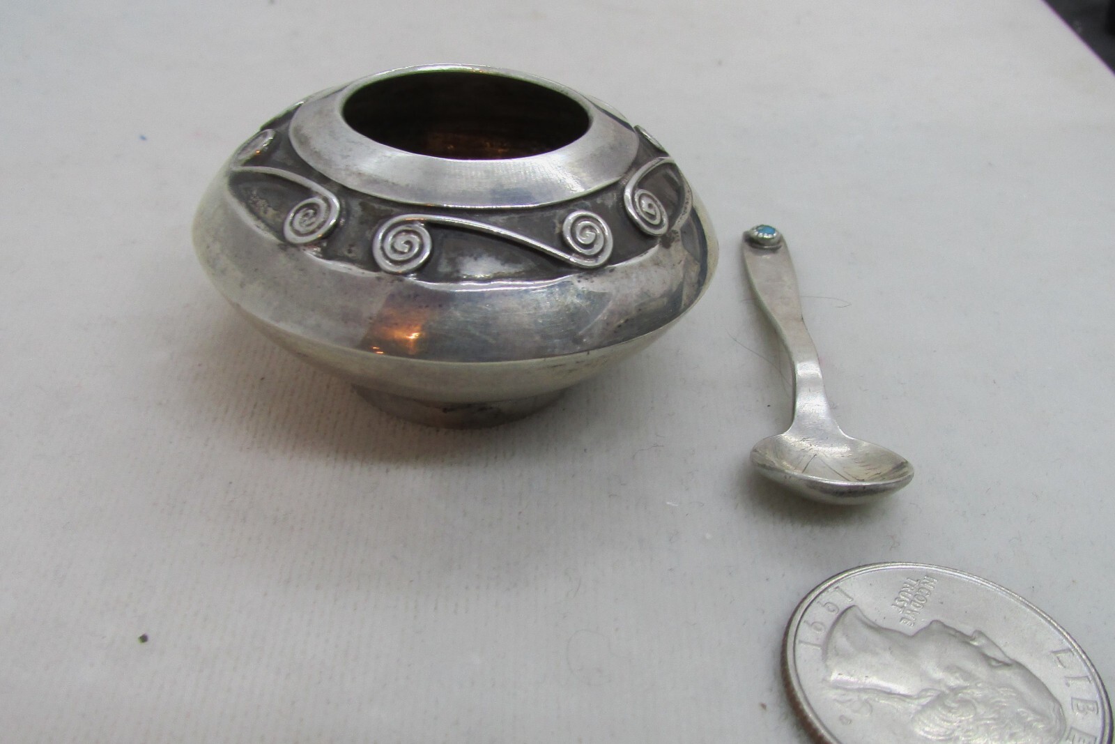 VINTAGE SOUTHWEST N. A. SALT DISH WITH SPOON STERLING HAND MADE