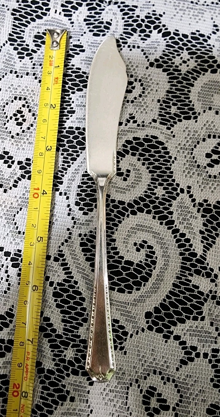 ✅️ANTIQUE c1923 ALGONQUIN AKA BARONET SILVERPLATED “7 3/8” MASTER BUTTER KNIFE🧈
