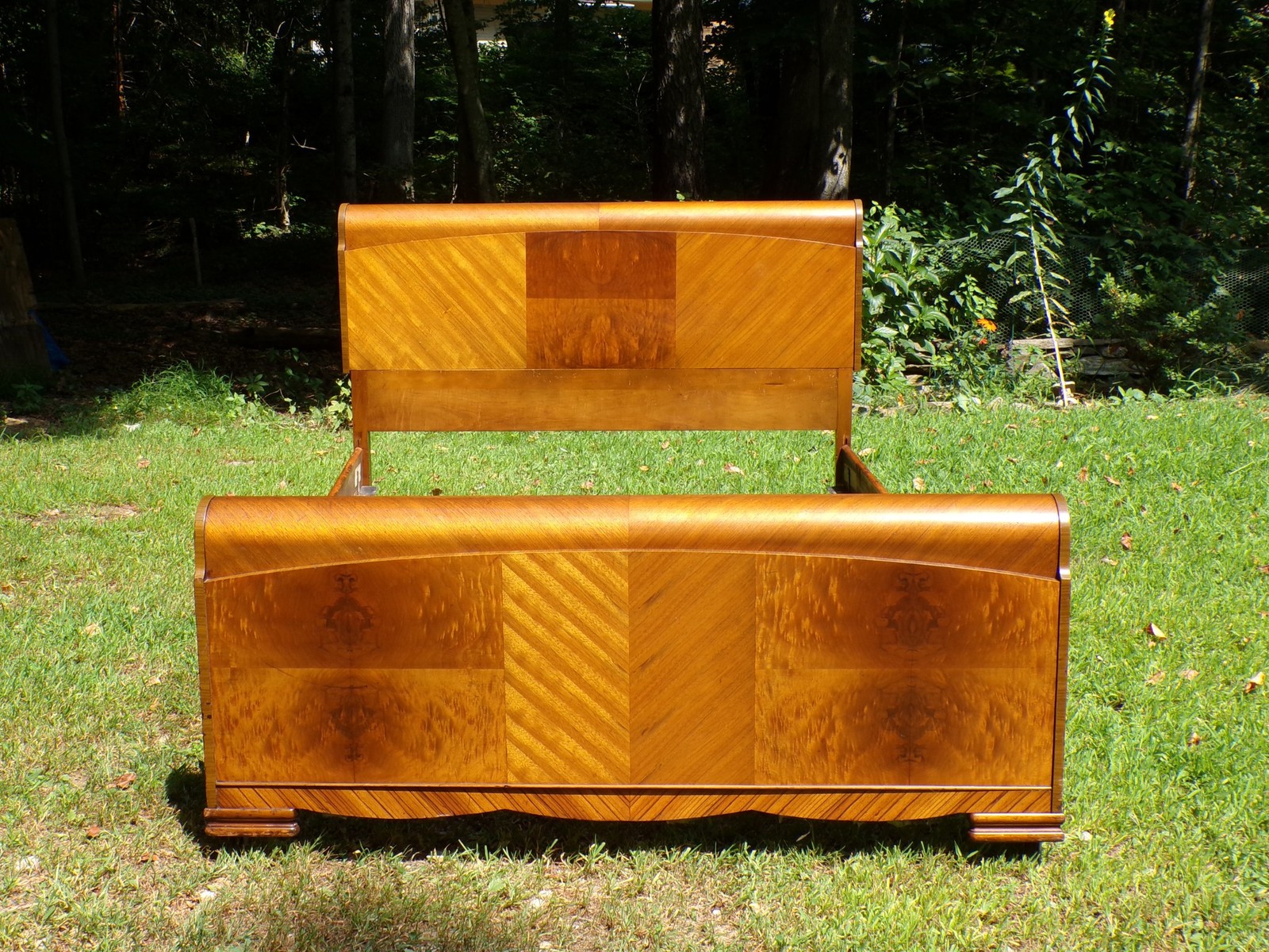 Vintage Art Deco Walnut Waterfall Double Full Size Bed Frame