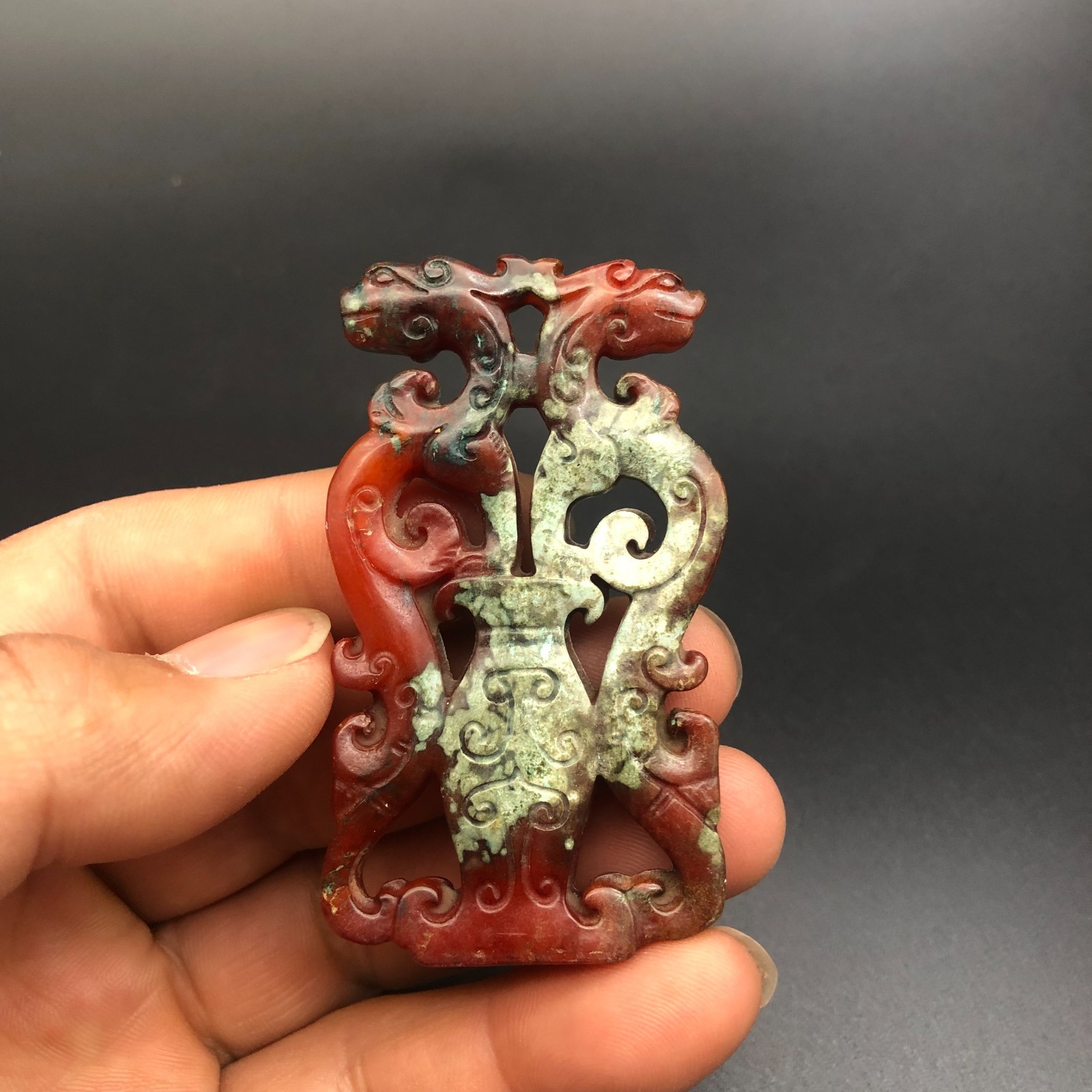 China Dynasty Old Jade Carved Fengshui Double Dragon YuBi Amulet Pendant,D034