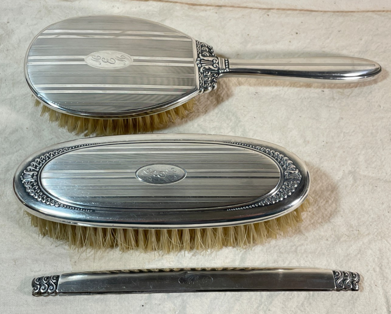Antique Lot of 3 R. Wallace & Sons Sterling Silver 98-4 Brushes + Comb Cover