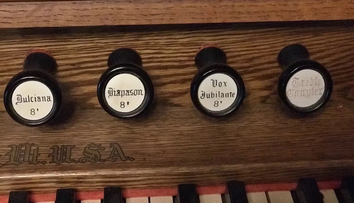 Estey ReedPump Organ Brattleboro Vt prof restord w/motor GreatSound SeriousLookr