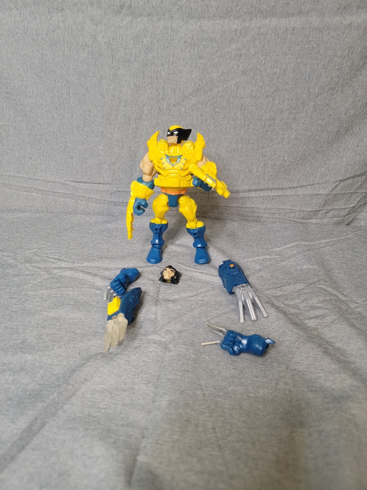 Marvel Super Hero Mashers Electronic Wolverine Figure A6842