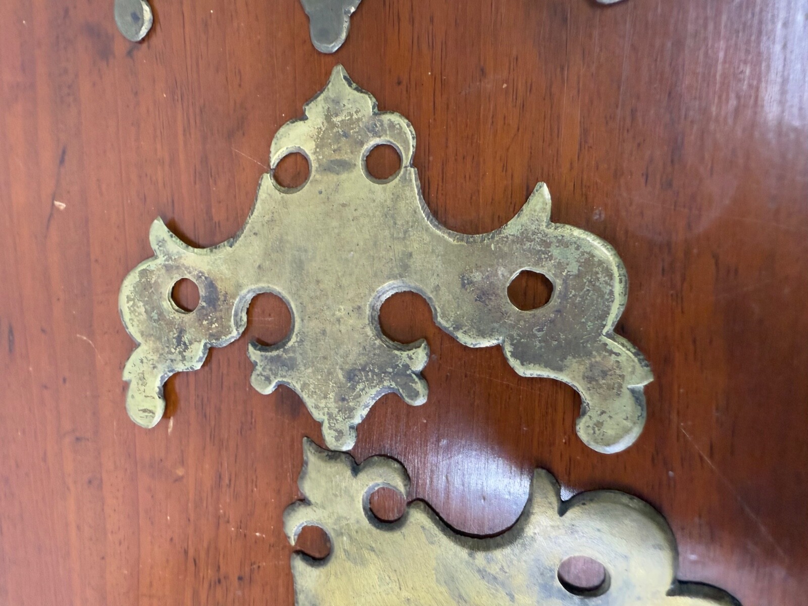 antique batwing chippendale brass plates period hardware parts restoration 1780