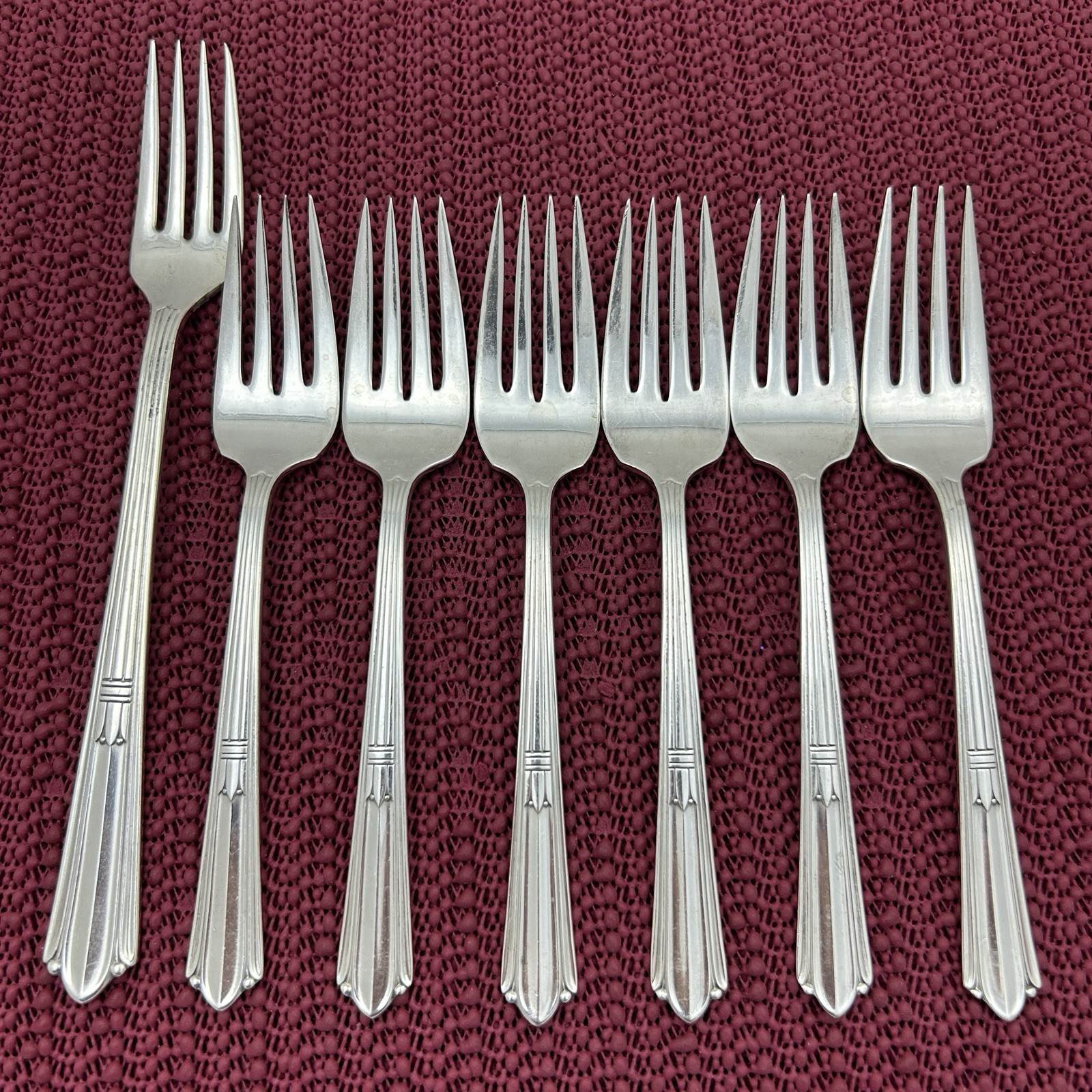Grille Fork & 6 Salad Forks 1932 COTILLION Stratford International Silverplate