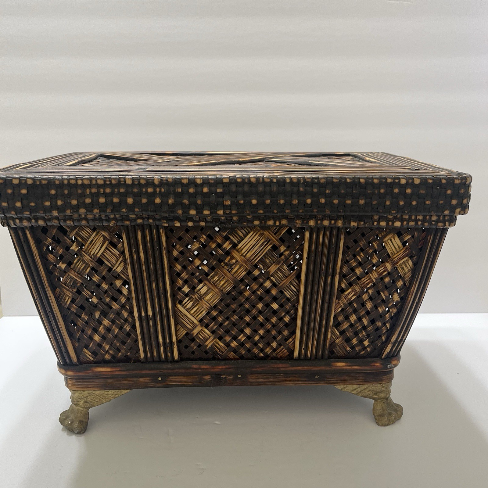 Vintage Bamboo And Rattan Storage Chest Carved Metal Lion Feet Brown 10x16x10.75