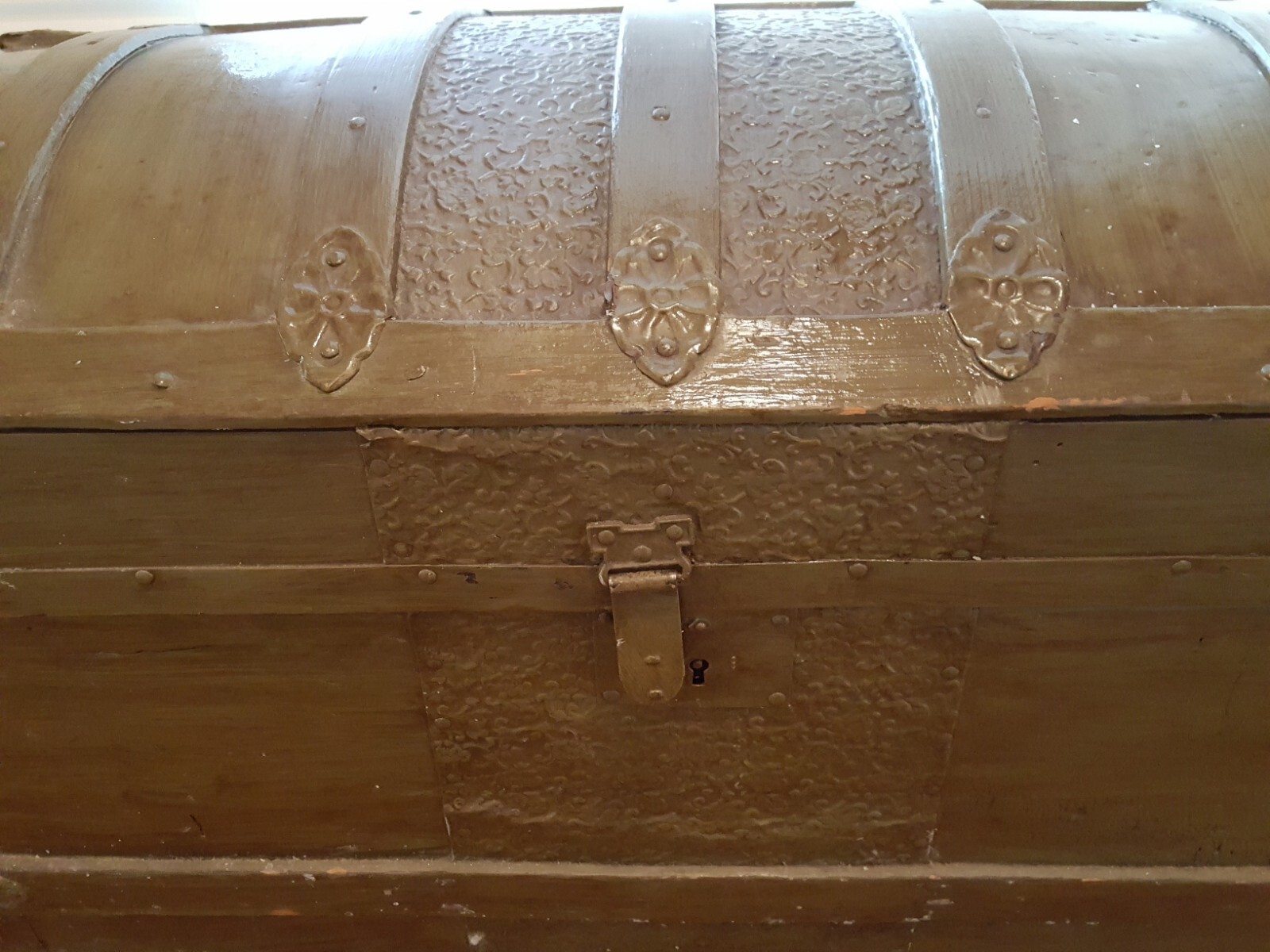 OLD 1880’s TRUNK Dome Top Camelback Wood & Embossed Metal (Floral) 1970s-Green