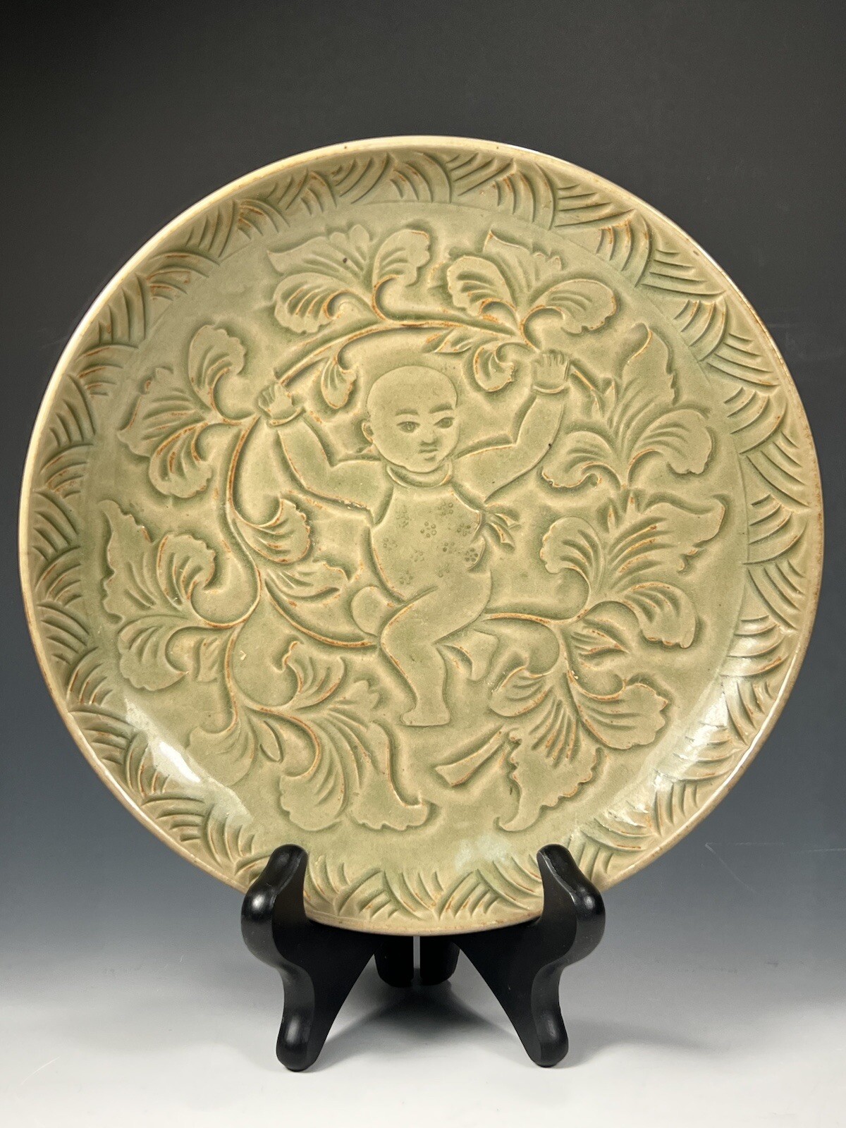 Song Dynasty, Northern Song, Celadon Plate, Yaozhou Kiln, Longquan, Greenware.