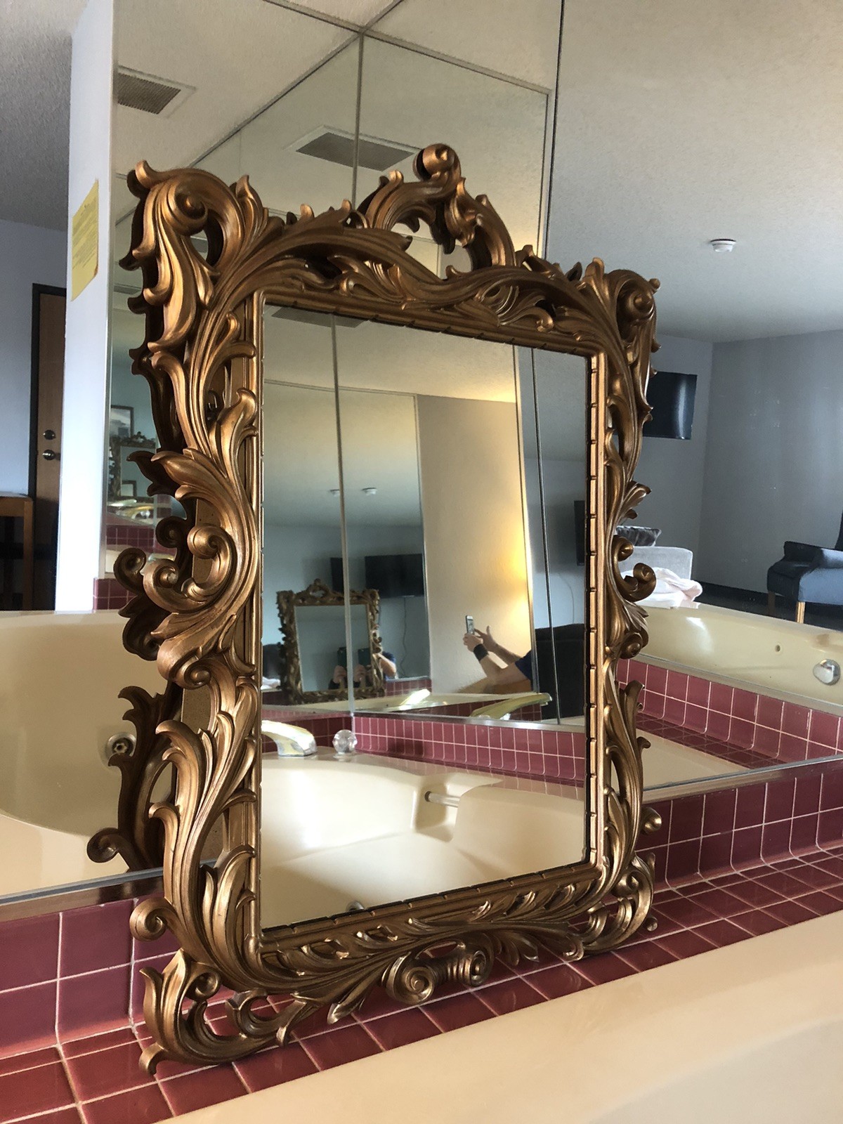 Vtg Turner Gold Scroll Leaf Rectangular Wall Mirror Hollywood Regency MCM 29”