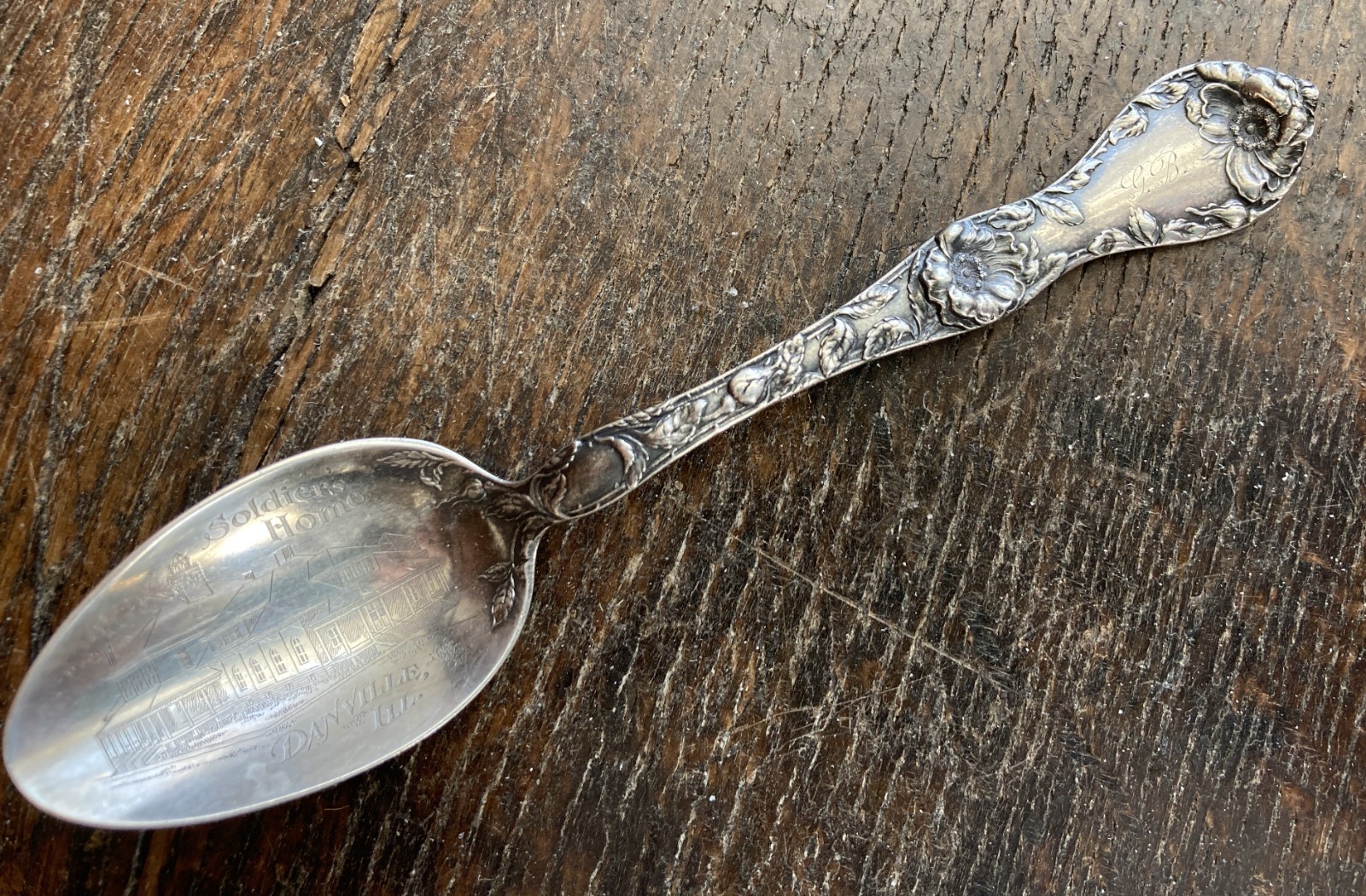 Antique Sterling REED & BARTON LES CINQ FLEURS 1900 Souvenir Spoon SOLDIERS HOME