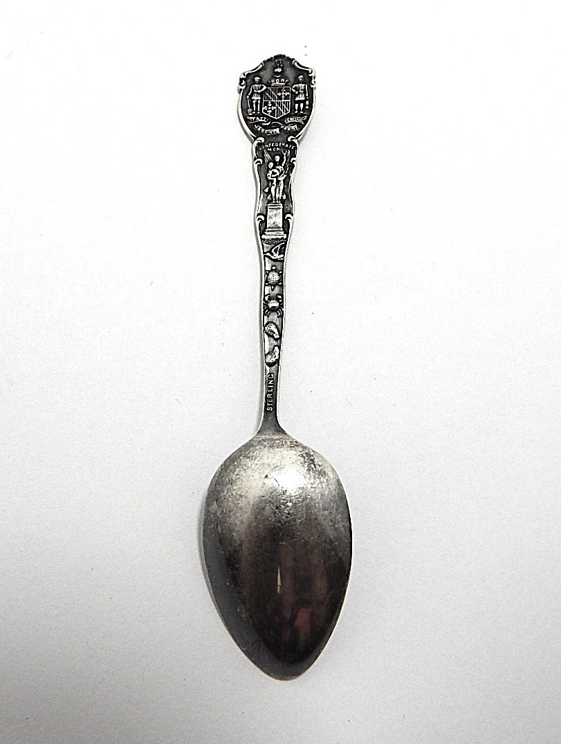 Washington Monument Sterling Souvenir Spoon City of Baltimore 9.9 g