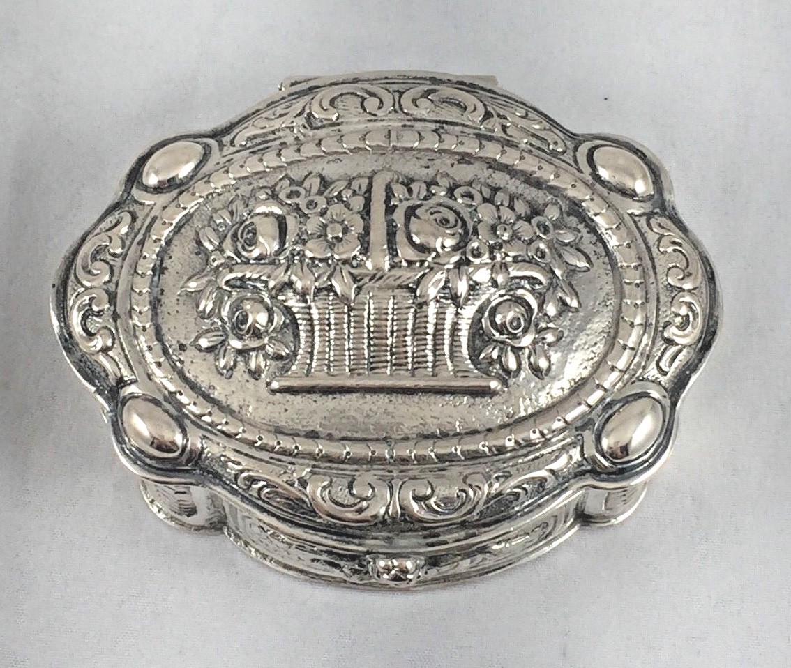 Great Hanau Cherub & Flower Basket Sterling Hinged Box- 3 3/8″x 2 3/4″