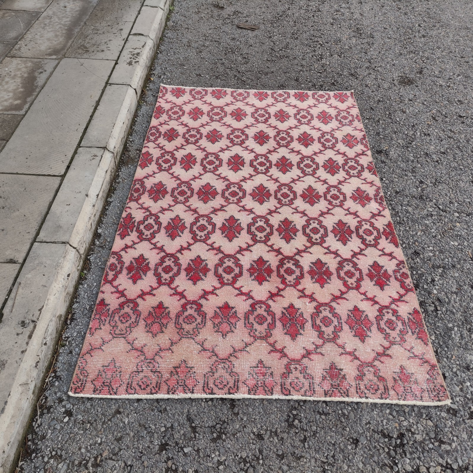 Vintage Rare motif Area Rug 3.71 x 6.33 ft , 4×6 Handmade Wool Rug 113 x 193 cm