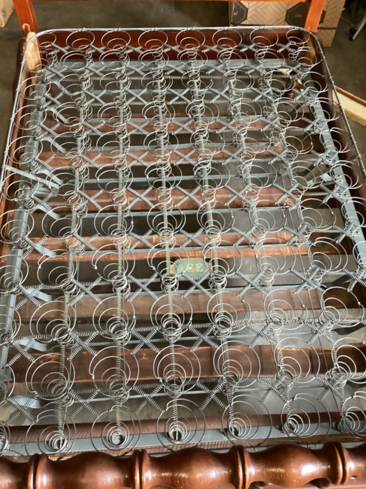Vintage Simmons Ace A Better Sleep Full Size Metal Bed Box Springs in EUC