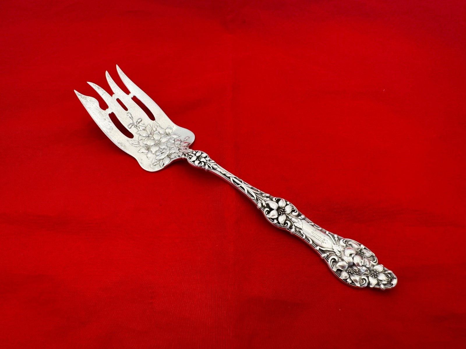 Alvin Sterling Silver 1905 Old Orange Blossom Huge Buffet Fork RF-9
