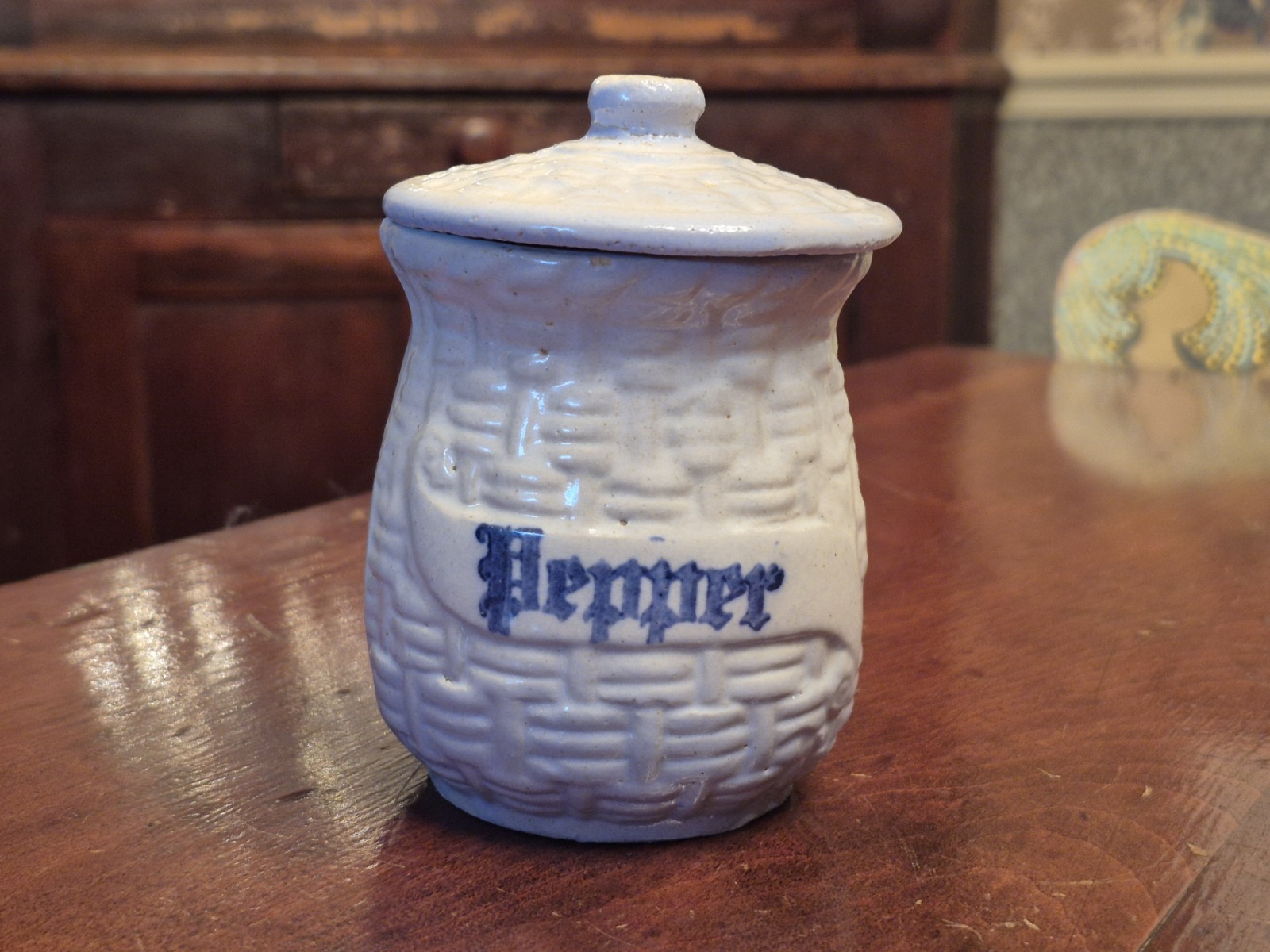 PEPPER Brush MCCOY Blue White Stoneware Basketweave Canister w/ Lid