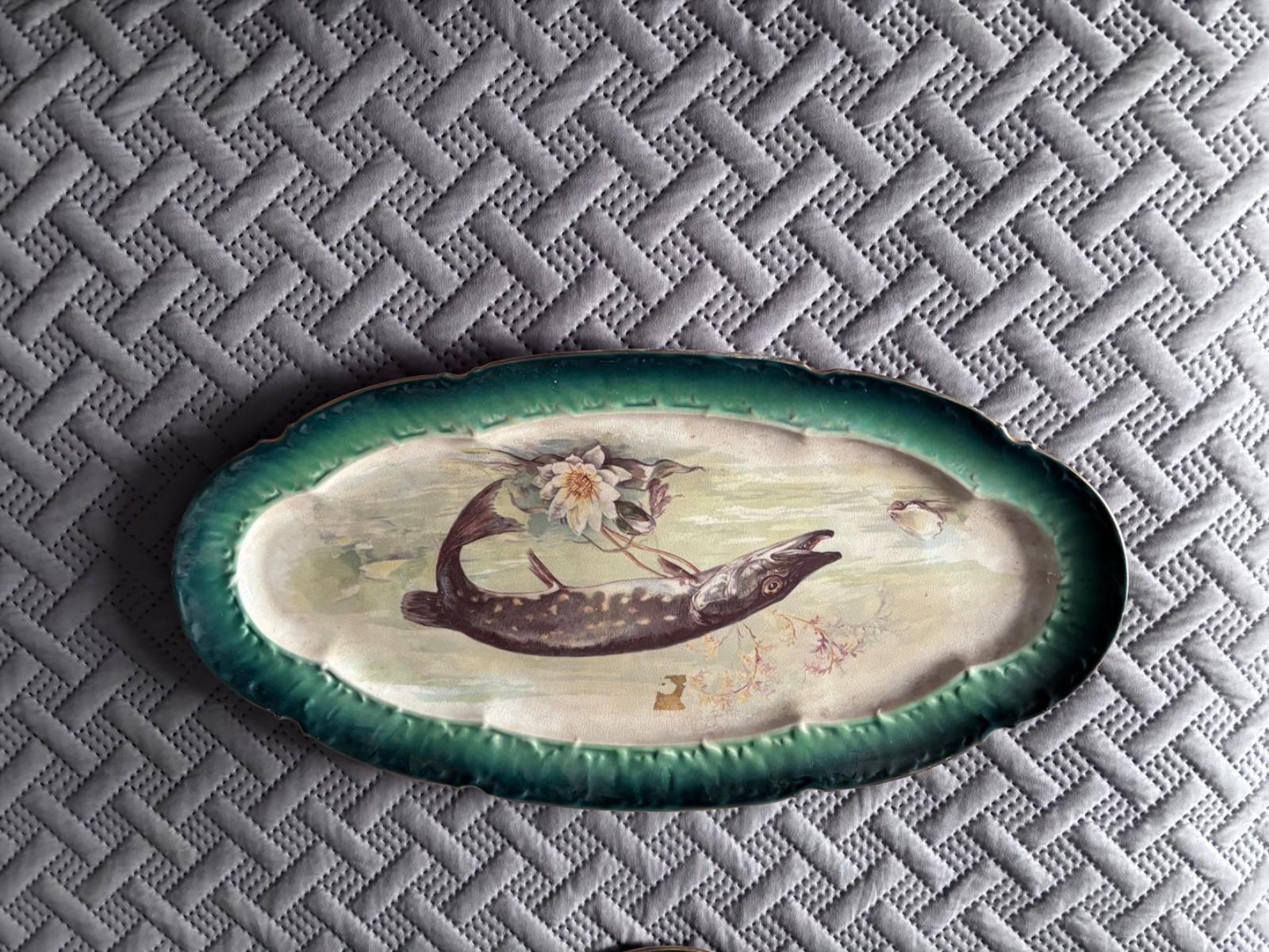 1910 La Belle china porcelain plate Wheeling Pottery Co fish image