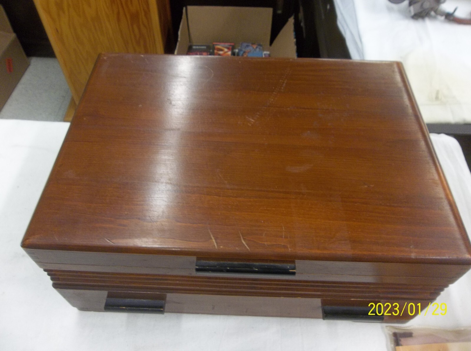 70 Piece Set CAPRI Silverplate Flatware by 1881 Rogers Oneida Ltd in wood case