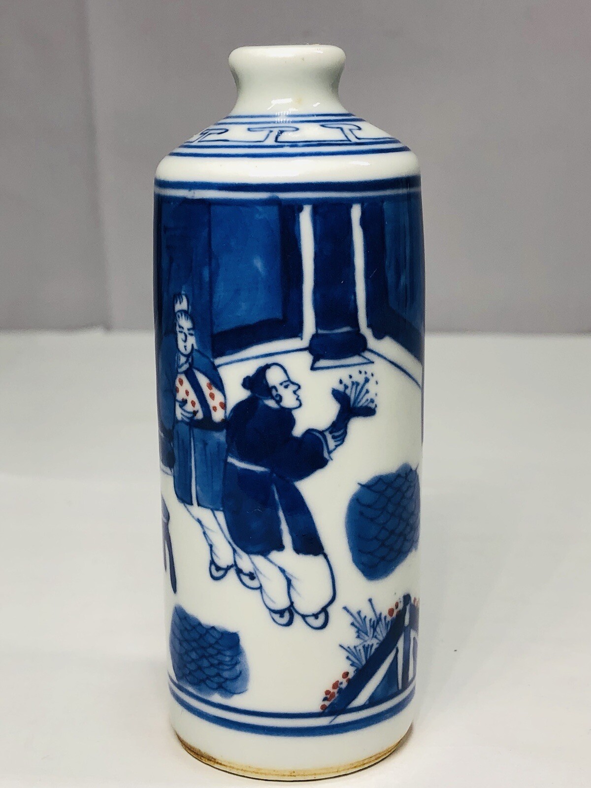 Chinese Qing dynasty blue and white copper red snuff bottle