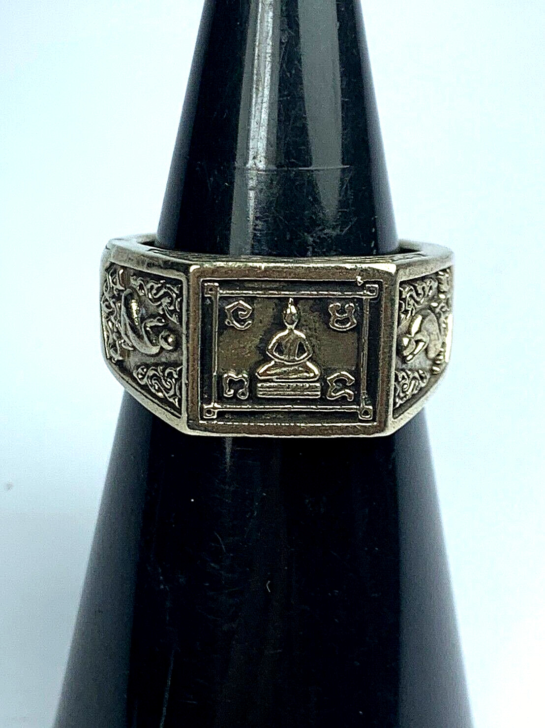 SIZE 10.5 US. REAL B. E. 2524 ALPACA BUDDHA NANG KWAK LP RUAY RING THAI AMULET