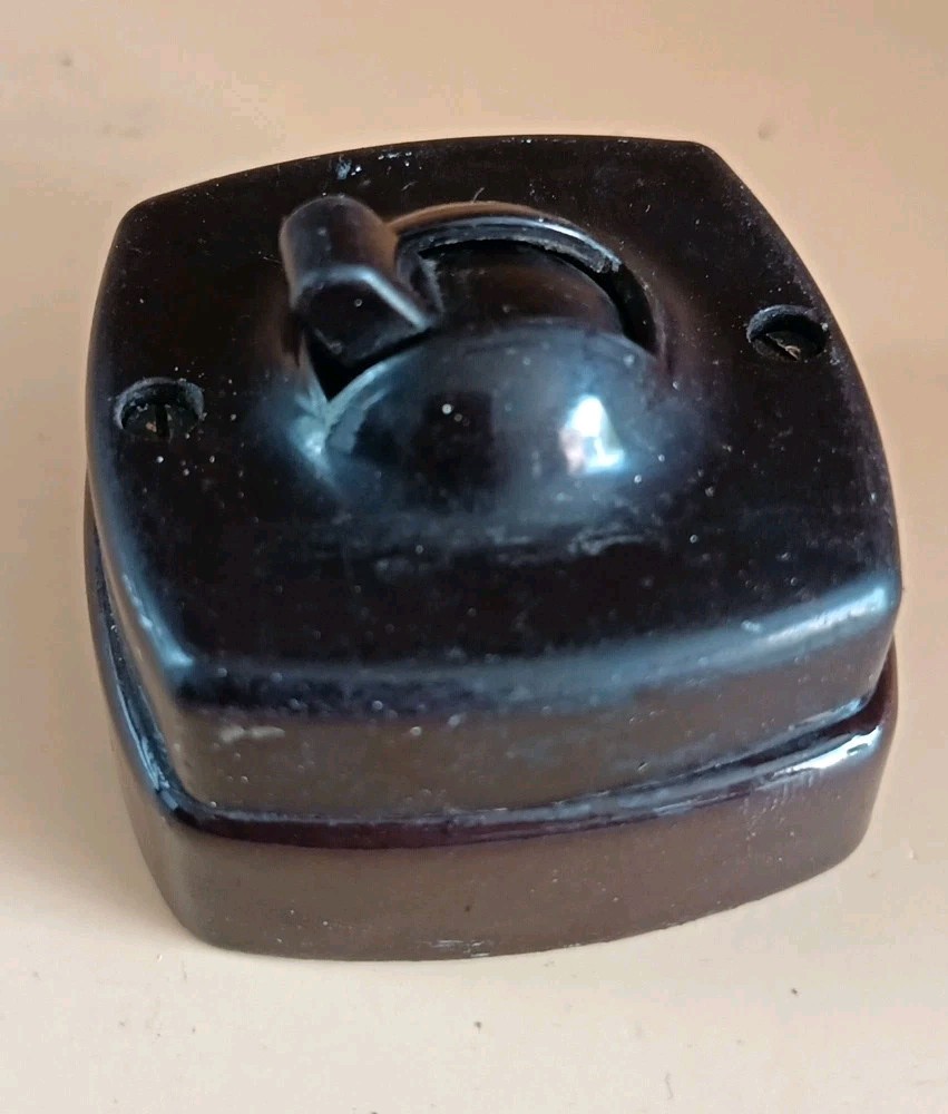 Vintage Bakelite Light Switch britmac Brown square