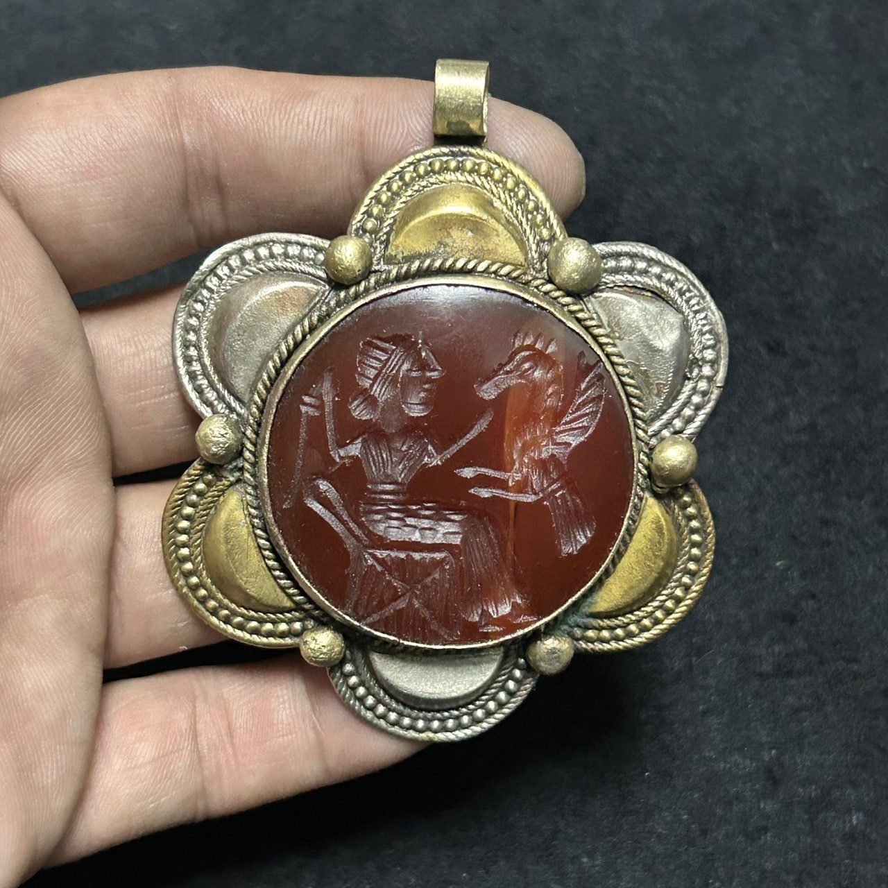 Ancient Near Eastern Carnelian Agate Stone Beautiful Intaglio Rare Brass Pendant