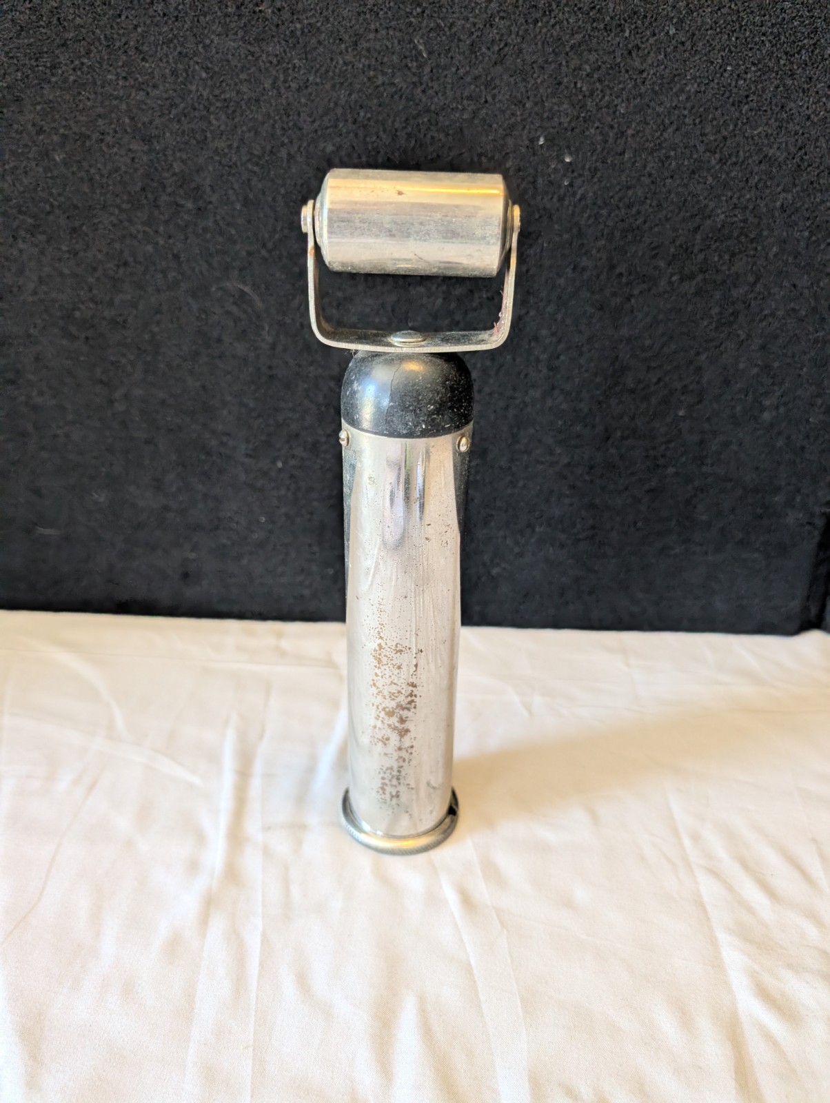 Vintage Quack Medical Electreat Roller Device Battery Operated Electric Shock