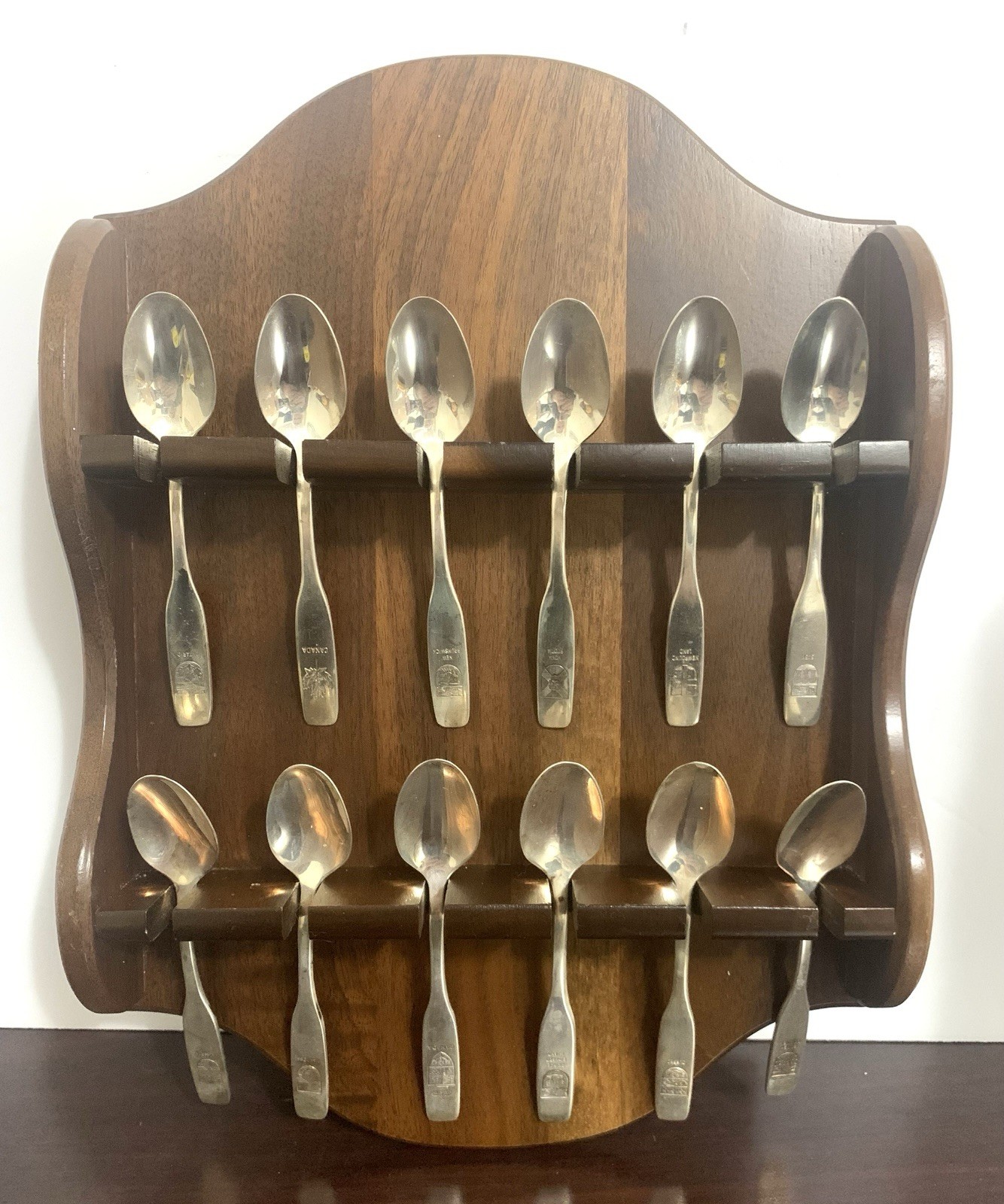 Decatur Industries Walnut Wood Rack Set of 12 Canada Provincial Souvenir Spoons