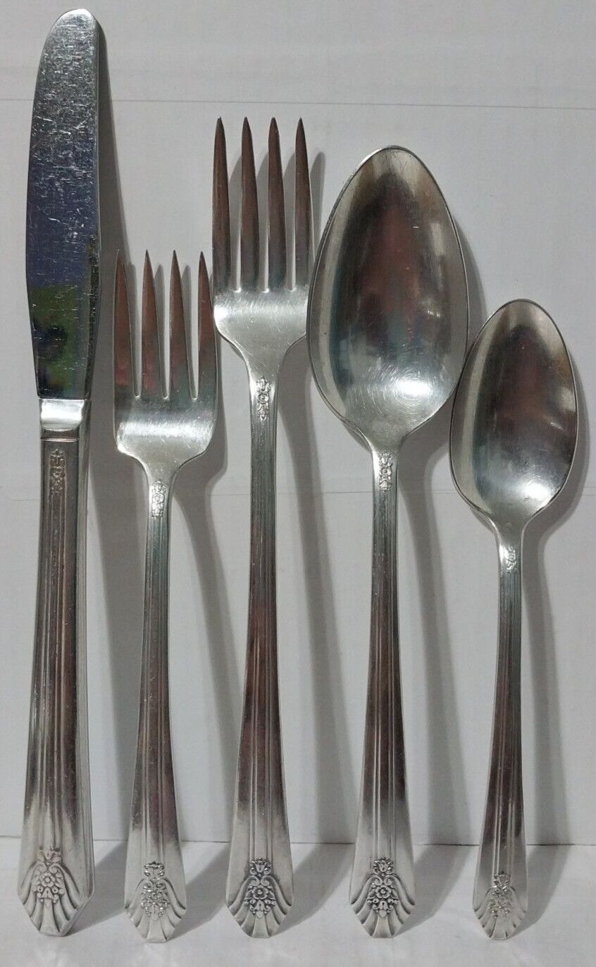 Vtg 1939 IMPERIAL WM Rogers International Silver Silverplate 5 pcs Place Setting