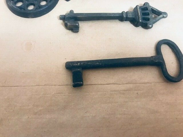 4 large Rare Antique Large Skeleton Key for large lock Estate find
