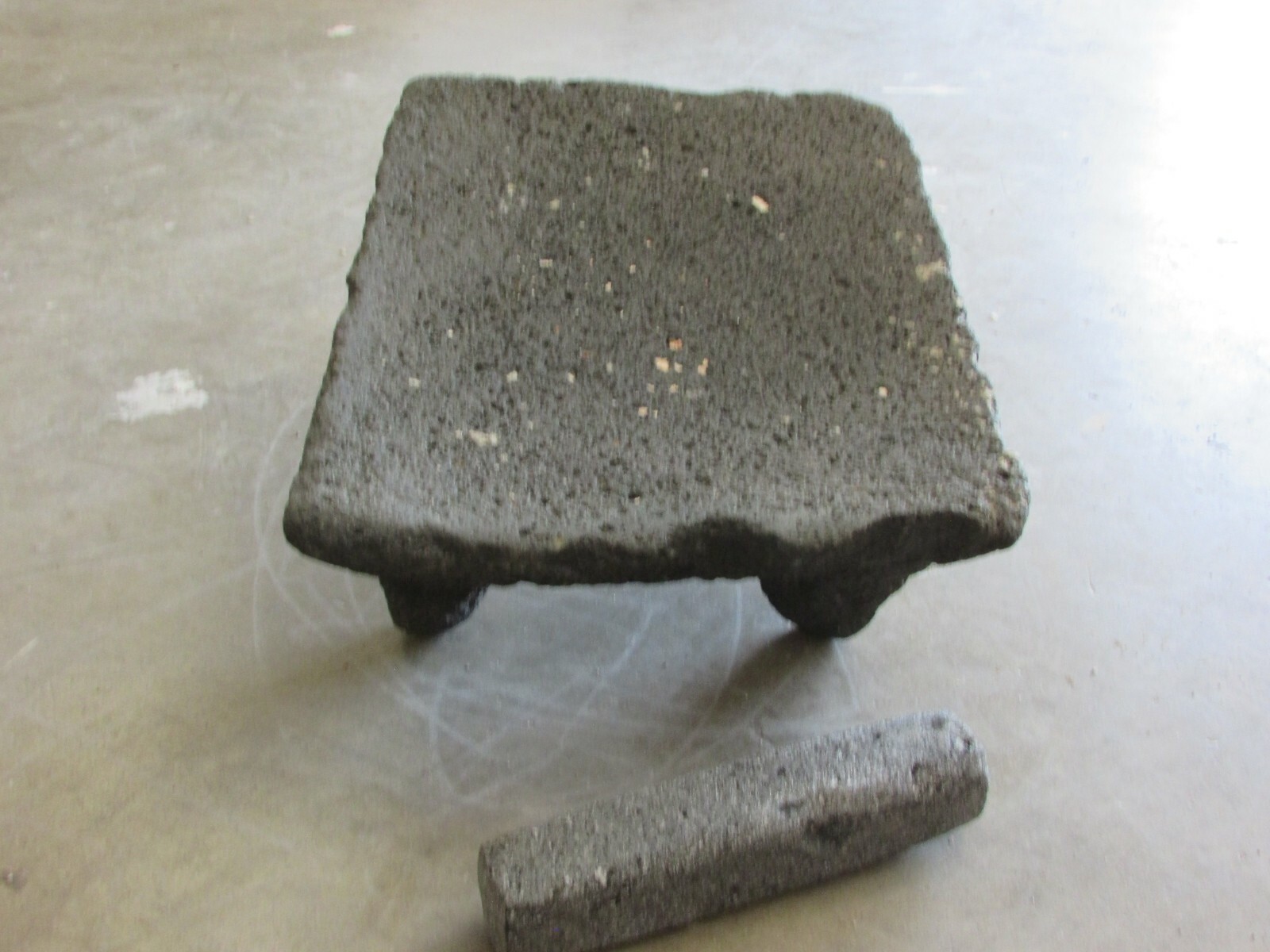 Antique Metate #30-Grinder-Rustic-Complete-Old Mexican–Primitive-13×16.5×8.5