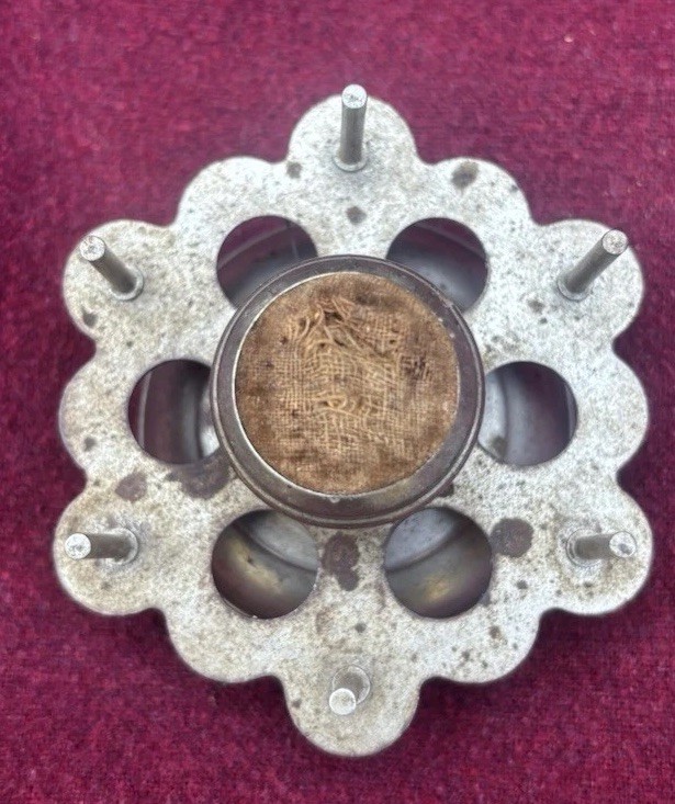 Antique Rotating Thread Spool Holder Pin Cushion Sewing