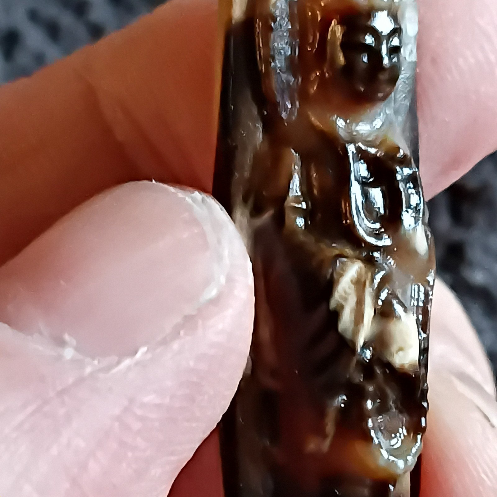 Tibetan Agate pre 1800s Rare Handcarved Kwan Yin 3 Eye Dzi Bead