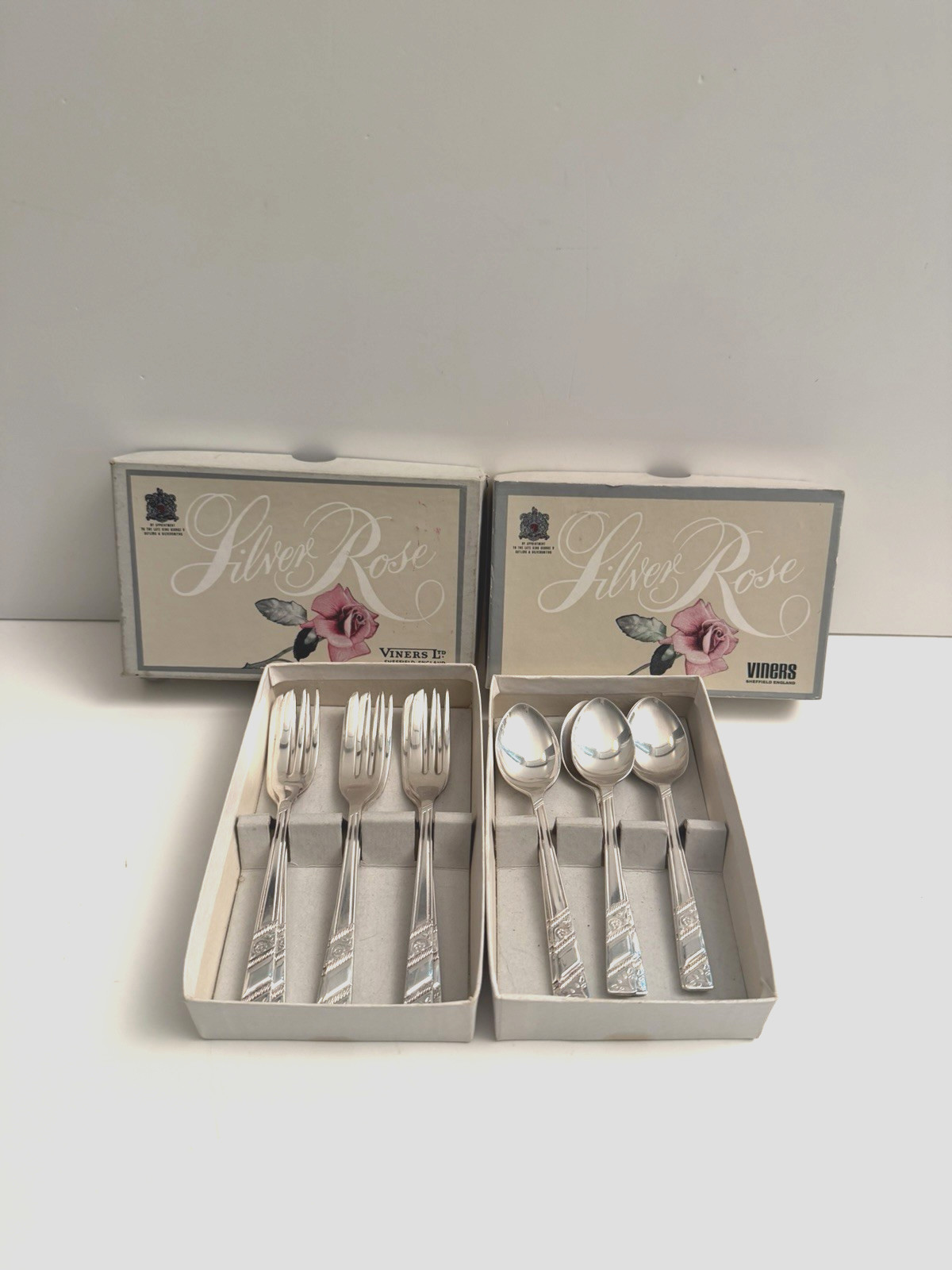 Vtg Viners Silver Rose Cake Pastry Forks & Spoons Silverplate EPNS Sheffield