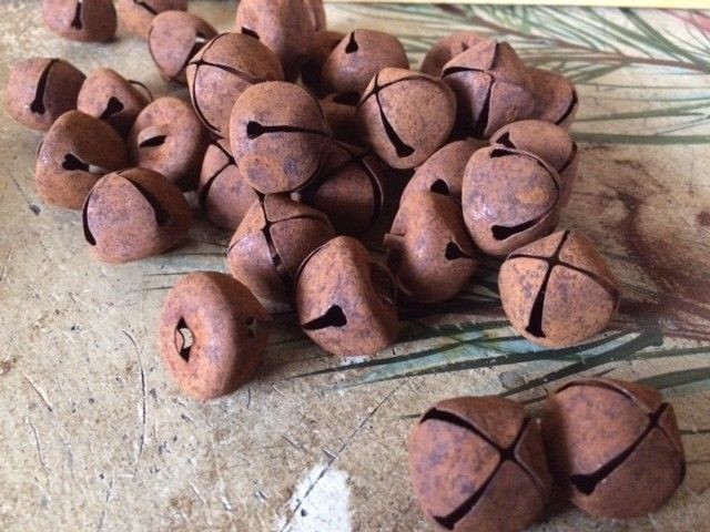 96 Primitive Rusty Rust Tin JINGLE BELLS 20mm 3/4″ 3/4 in Christmas Crafts *