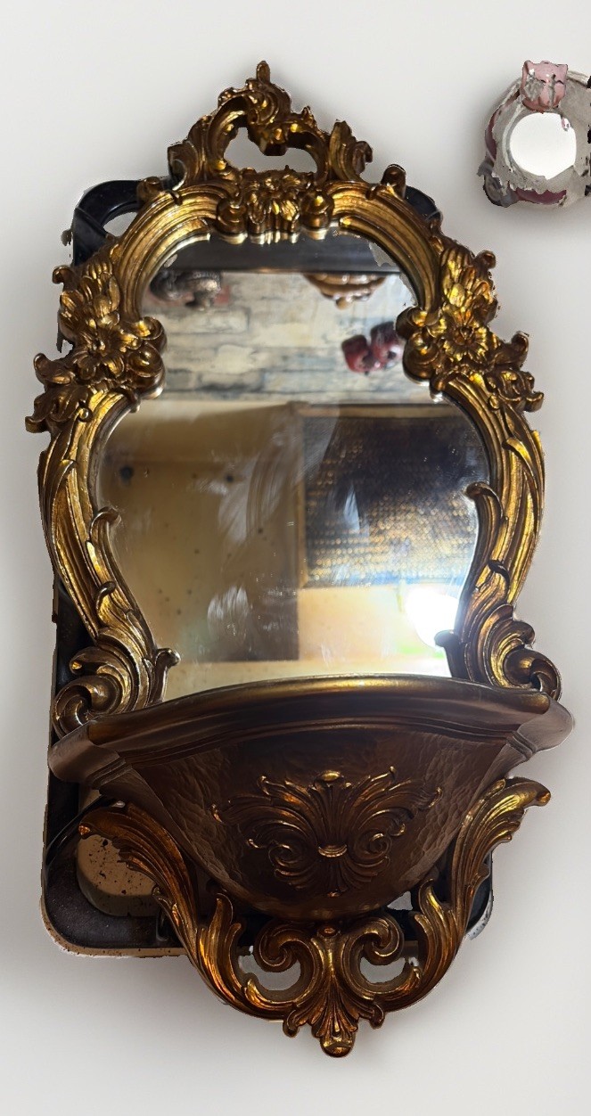 Syroco Gold Ornate Wall Mirror & Shelf 2327 Hollywood Regency, 1970 Vintage