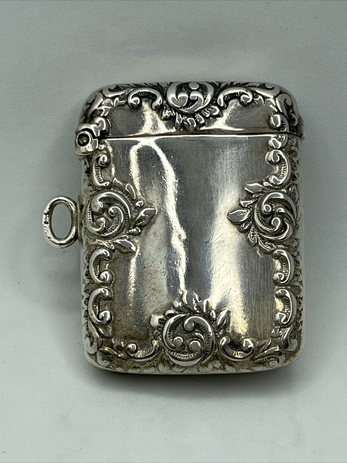 Solid Silver Vesta Match Safe Case Art Nouveau Curved BG&Co 1902 21 g Antique