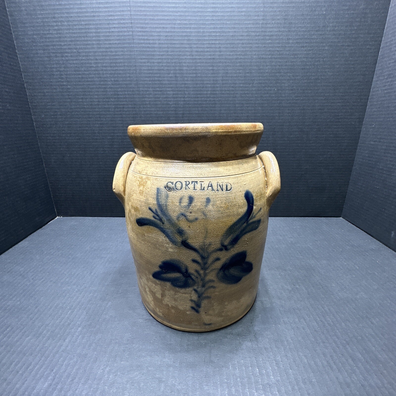 Antique 19thc Cortland NY Cobalt Blue Floral Decor Stoneware Jar Crock Primitive