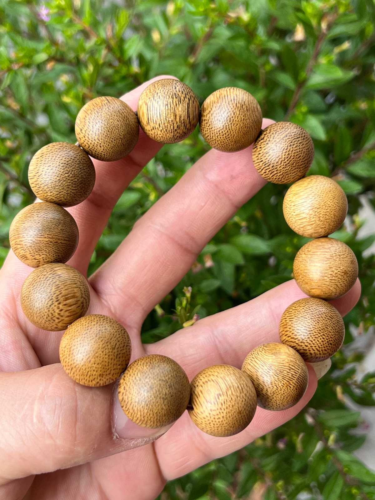16mm Chinese Natural Agarwood Handmade Exquisite Bracelets 7027