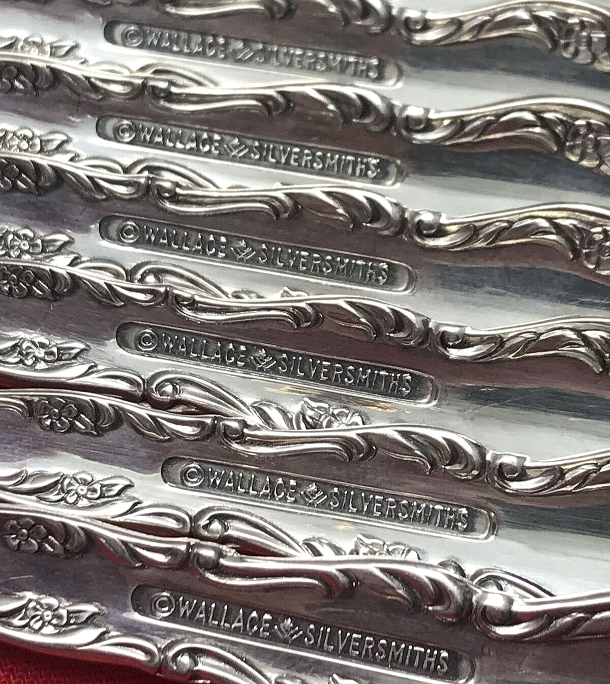 24 Pc ABBEY ROSE Silverplated DINNER & SALAD FORKS Wallace Silversmiths