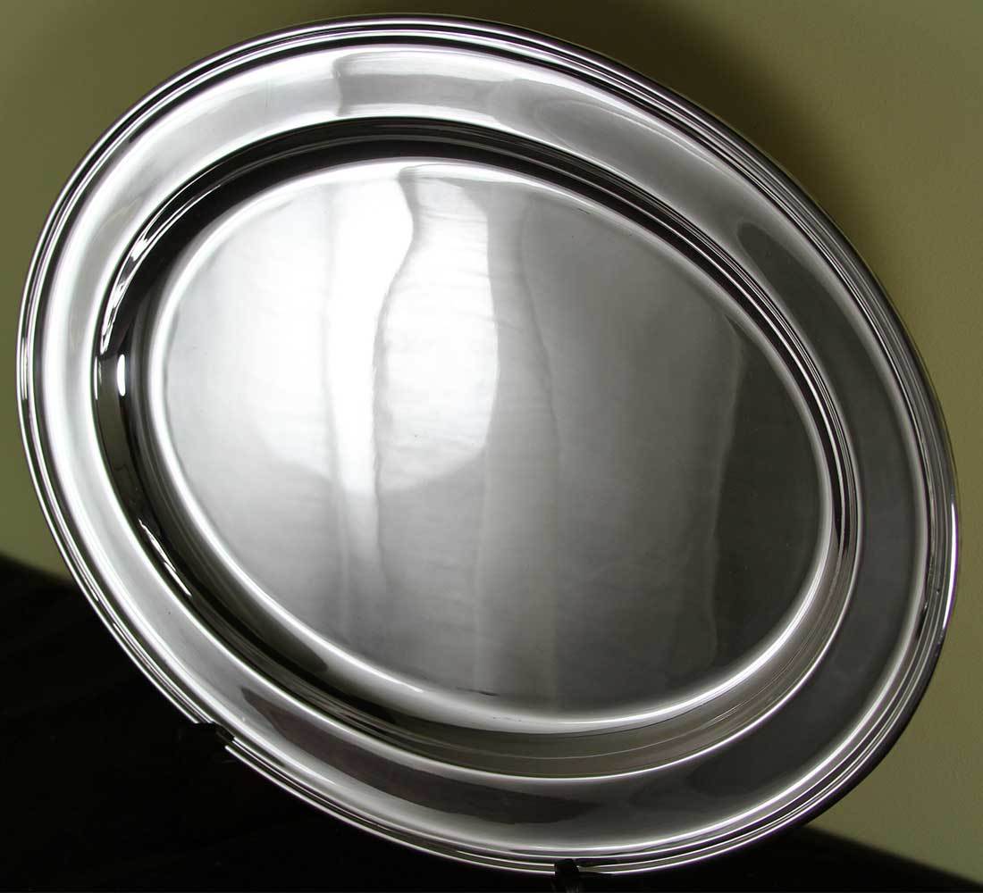 Silver Oval Platter 24 in. with Plain Applied Mount