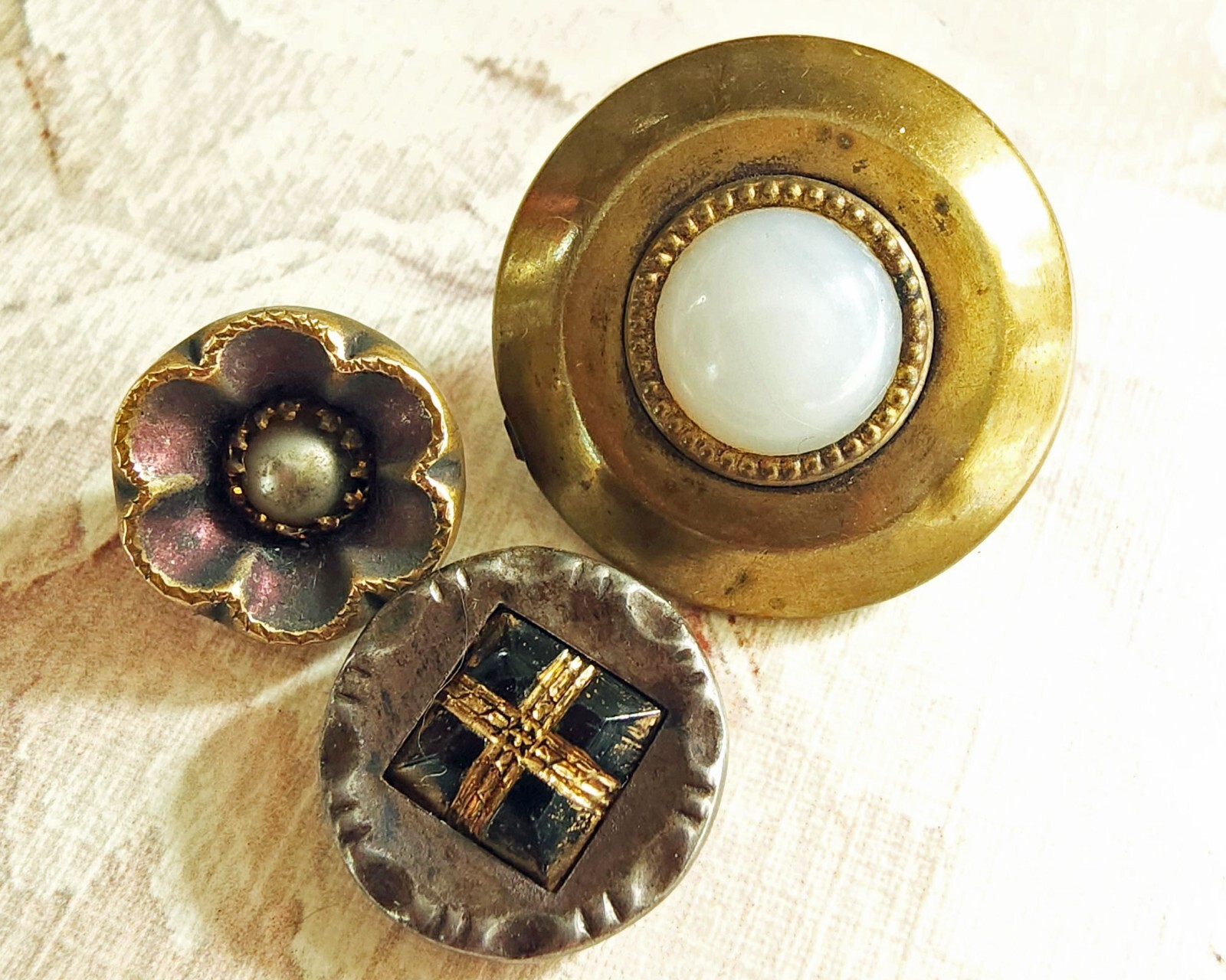 3 Antique Buttons : Clambroth Glass in Metal ~ Black Glass “Pkg” ~ Tinted Brass