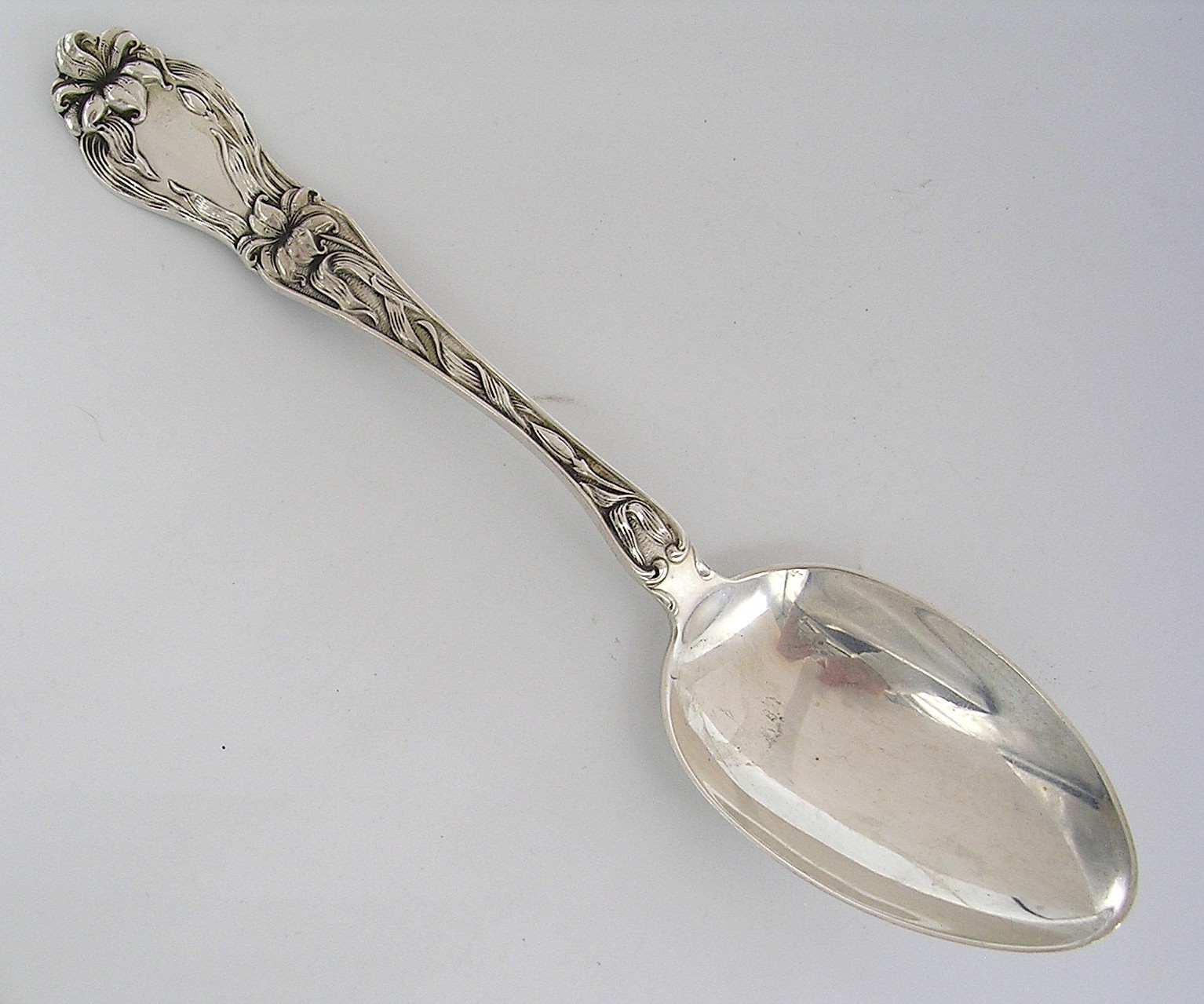 Lily By Frank M. Whiting~ Antique Sterling Silver Vegetable Serving Spoon~8-1/8″
