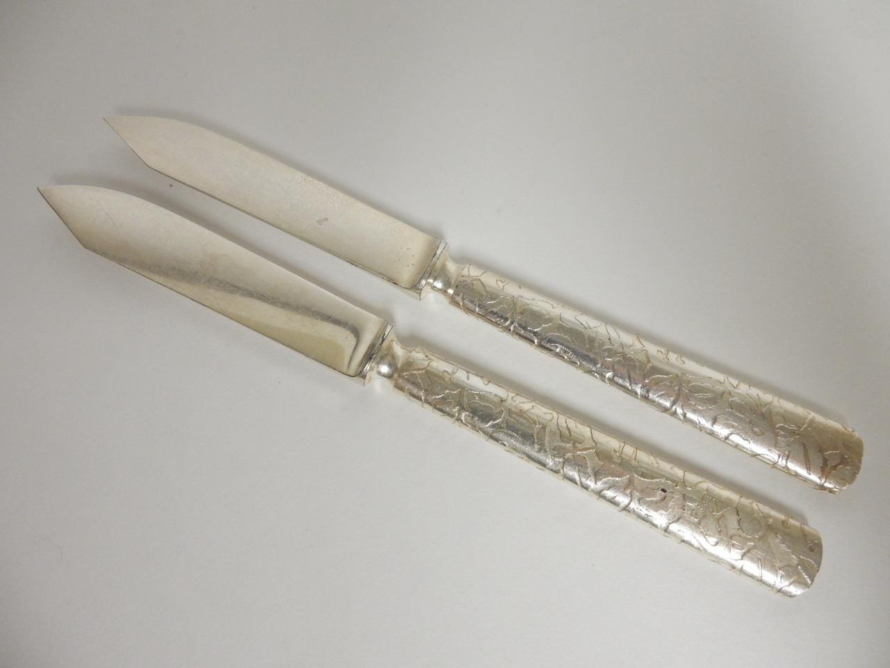 VINTAGE E.G. WEBSTER & SON, SILVERPLATE FRUIT KNIVES, SET OF 2