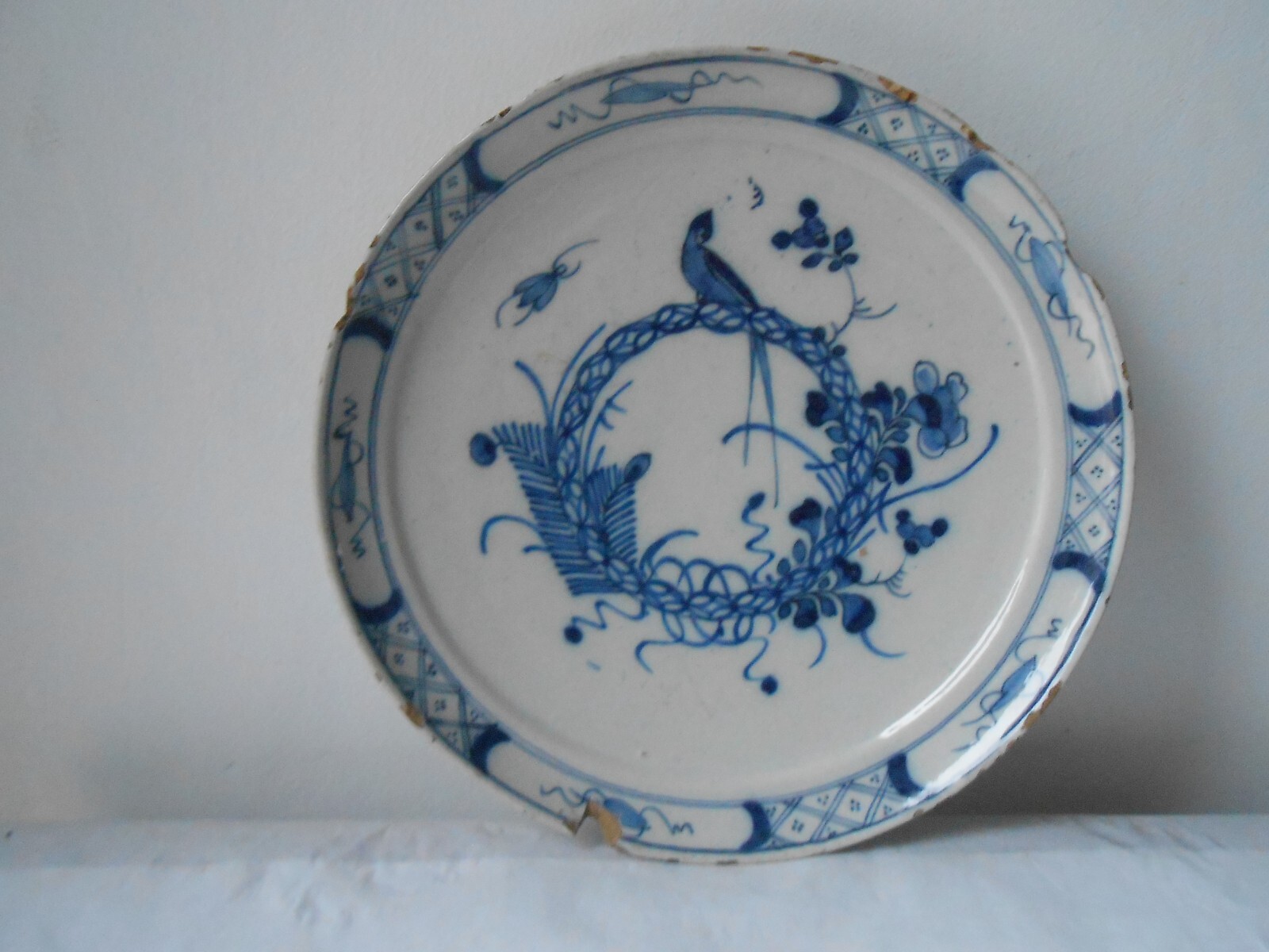 Antique Delft plate Late 18th Century. Pottery Ceramic 22,5 cm. 8.9″. Bird.