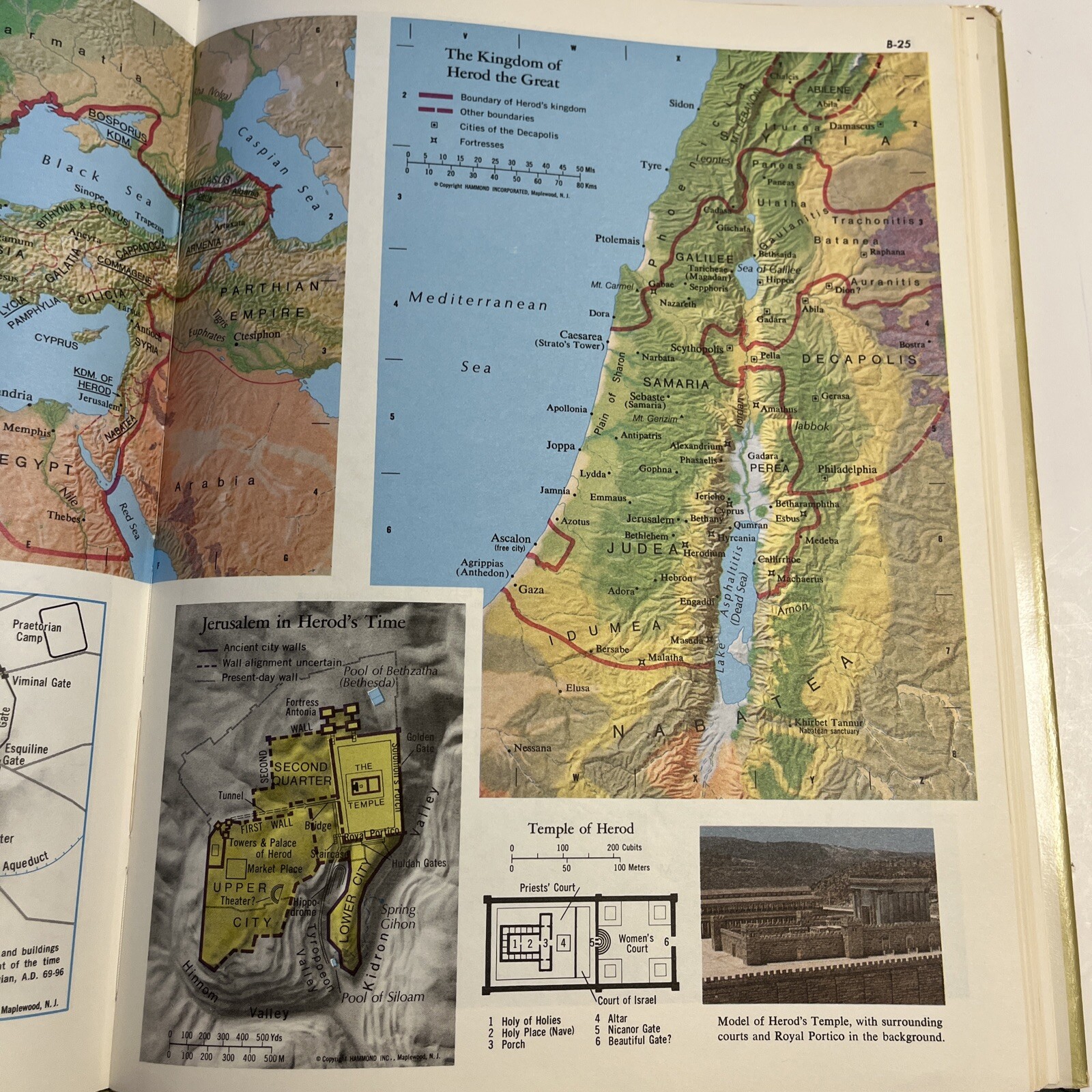 Hammond Medallion World Atlas 1983