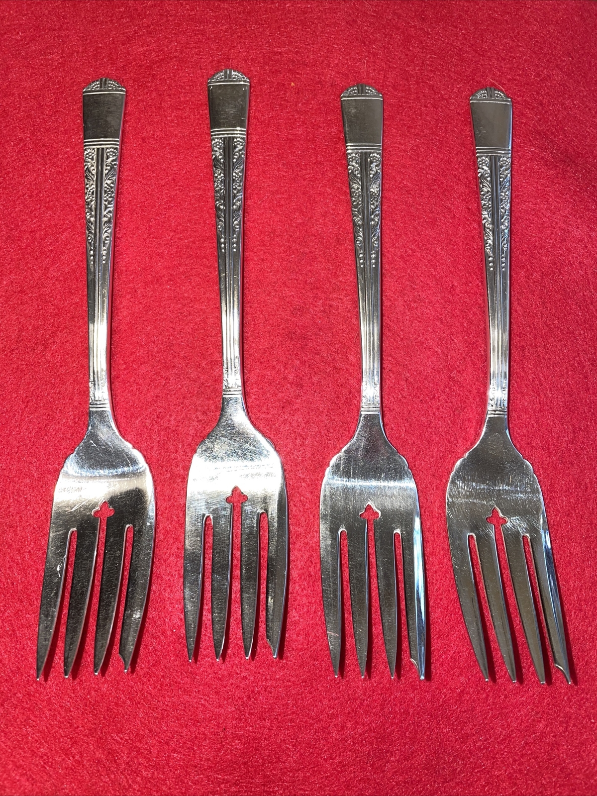 Nice Set of 4 Vintage Royal York/Oakleigh Pattern Pastry Forks