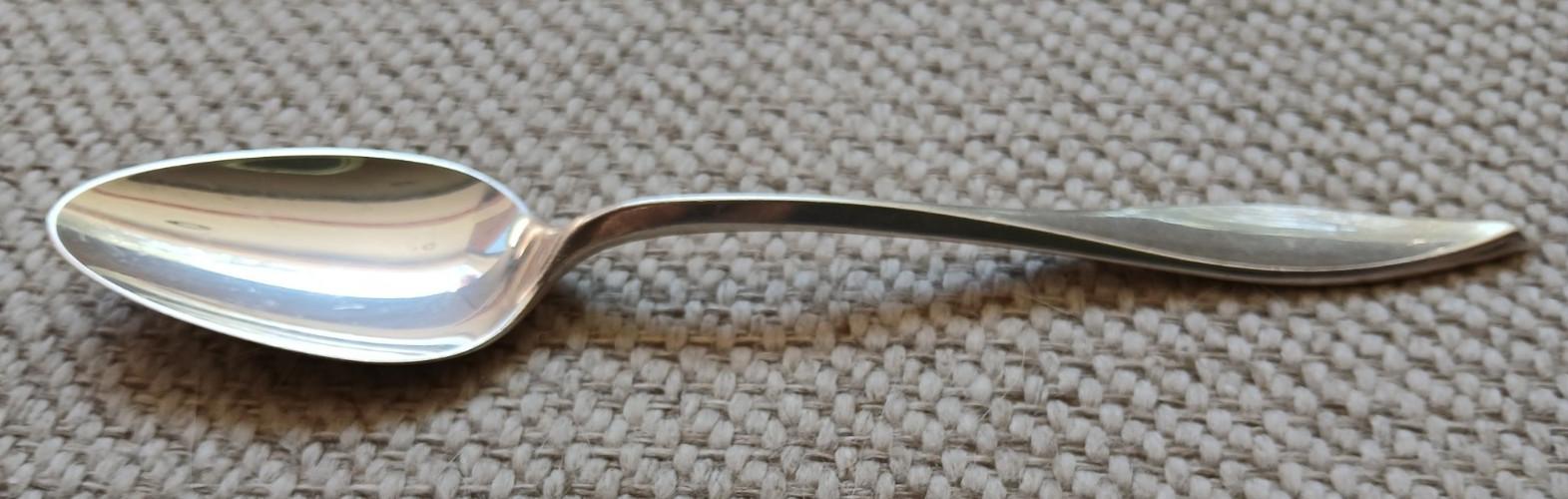 ***Reed & Barton 1960 Lark Sterling Silver Teaspoon 6.25 inches, Glossy Finish