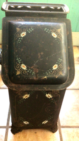 Antique scuttle bin,early american, Sidney Shepard Co. MFD,Buffalo,NY,tole paint