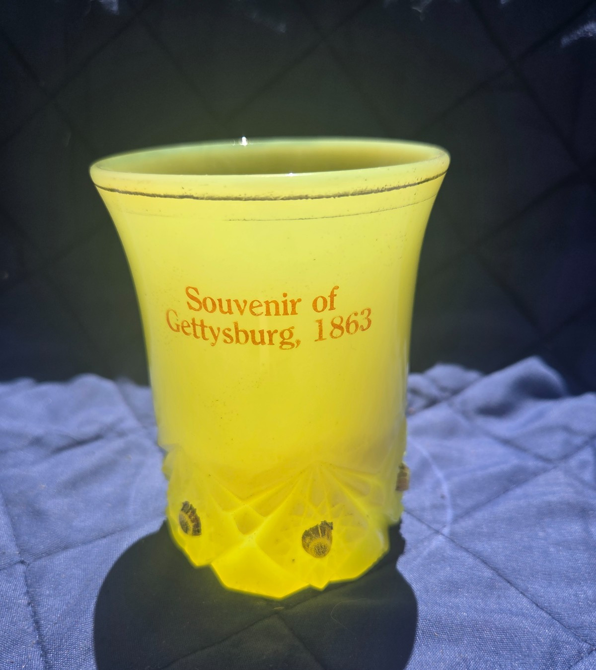 Vtg Uranium Custard Glass Souvenir TOOTHPICK HOLDER Gettysburg